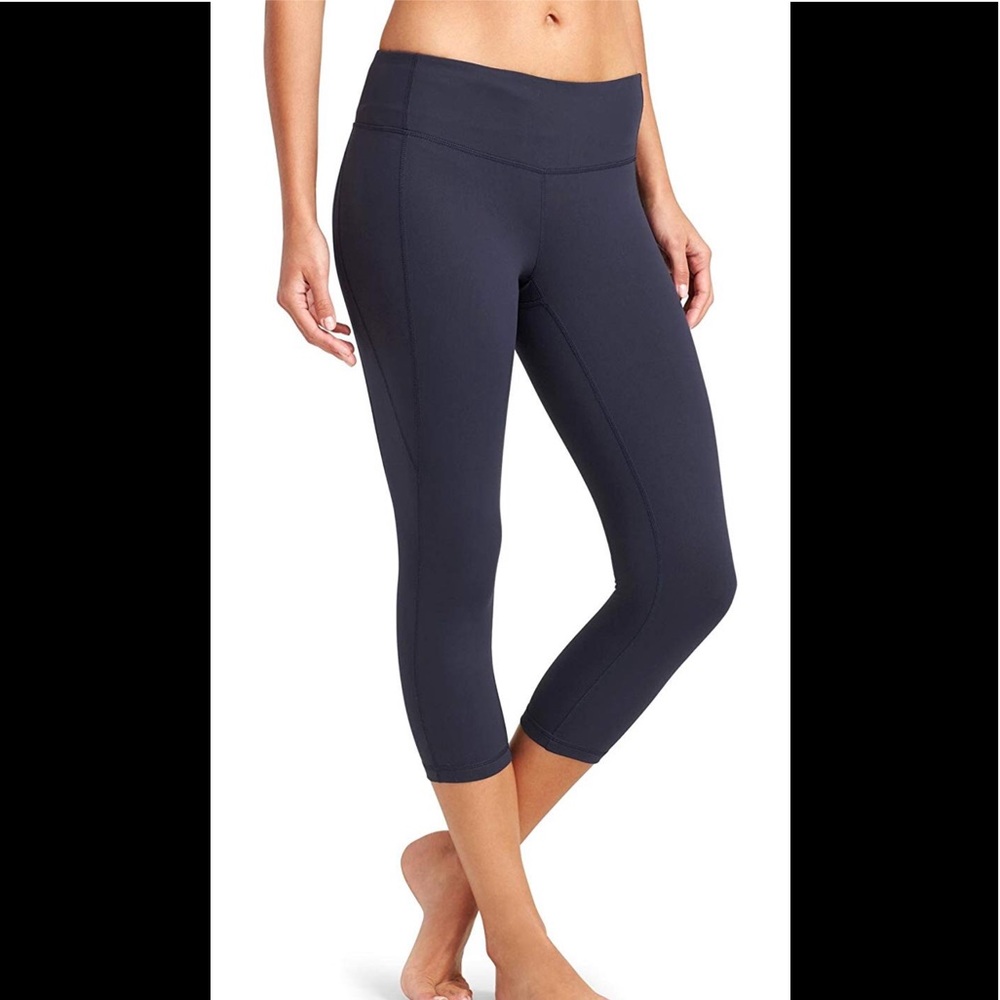 Athleta Revelation Capri Leggings Black Small S